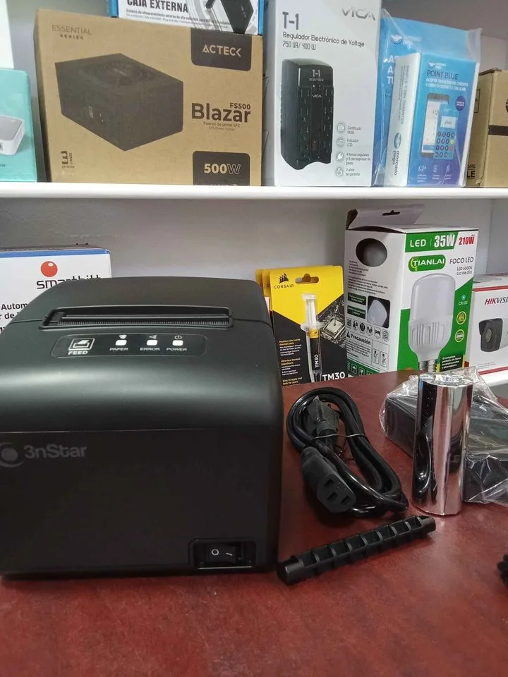 Impresora térmica de tickets 3nStar de 80 mm con cable y accesorios, disponible en Tlaquepaque